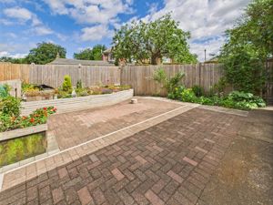 Patio- click for photo gallery